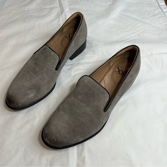 Sofft all leather inside and out taupe gray tan flats loafers size 8 - Picture 2 of 7